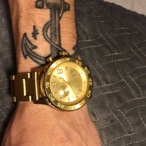 42-20 Chrono NIXON watch